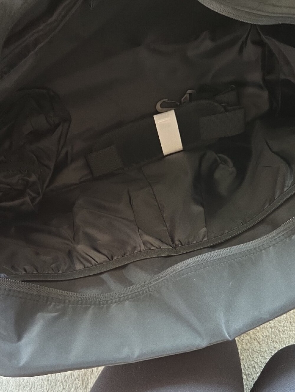 Black Quilted Duffel Tote Bag - Picture 4 of 12